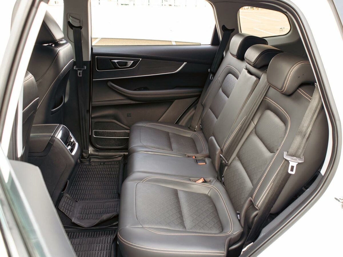 Chery Tiggo 8 с пробегом — 2021 год. Фото: #16