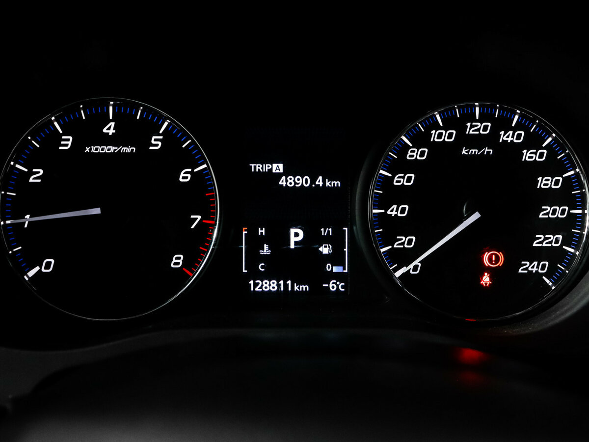 Mitsubishi Outlander с пробегом — 2019 год. Фото: #10