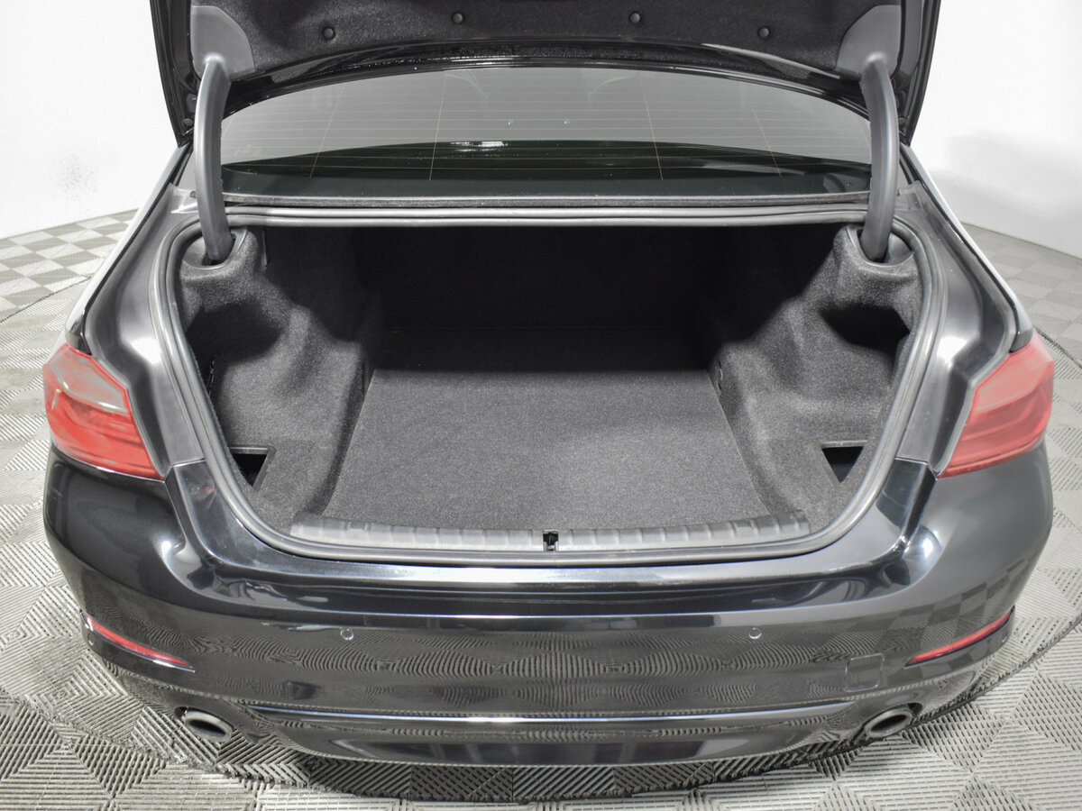 BMW 5 серии с пробегом — 2019 год. Фото: #18