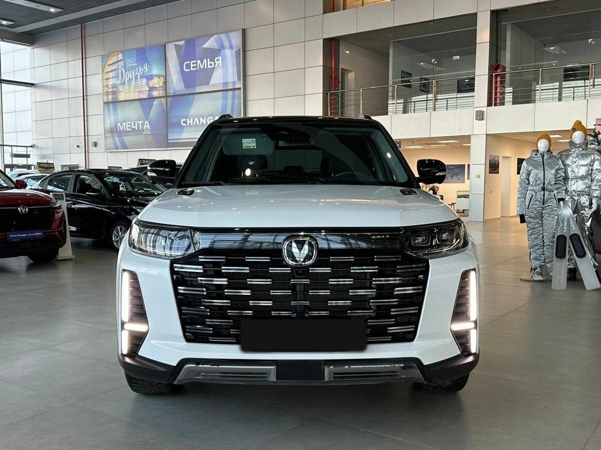 Changan CS95 с пробегом — 2023 год. Фото: #1