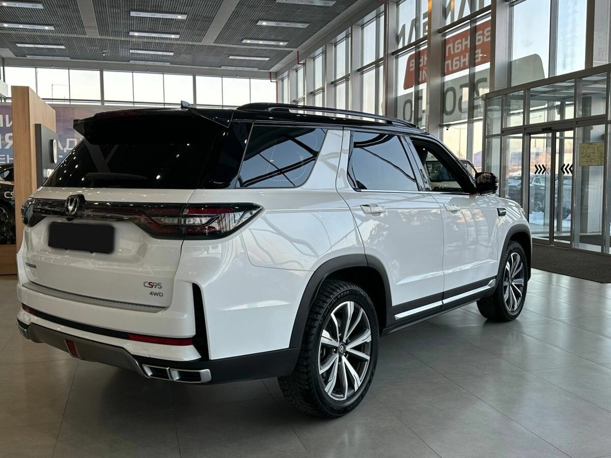 Changan CS95 с пробегом — 2023 год. Фото: #3