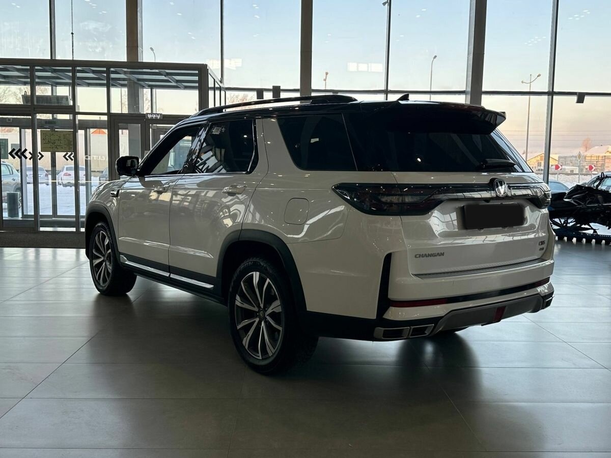 Changan CS95 с пробегом — 2023 год. Фото: #4