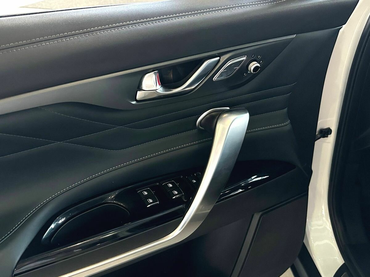 Changan CS95 с пробегом — 2023 год. Фото: #6