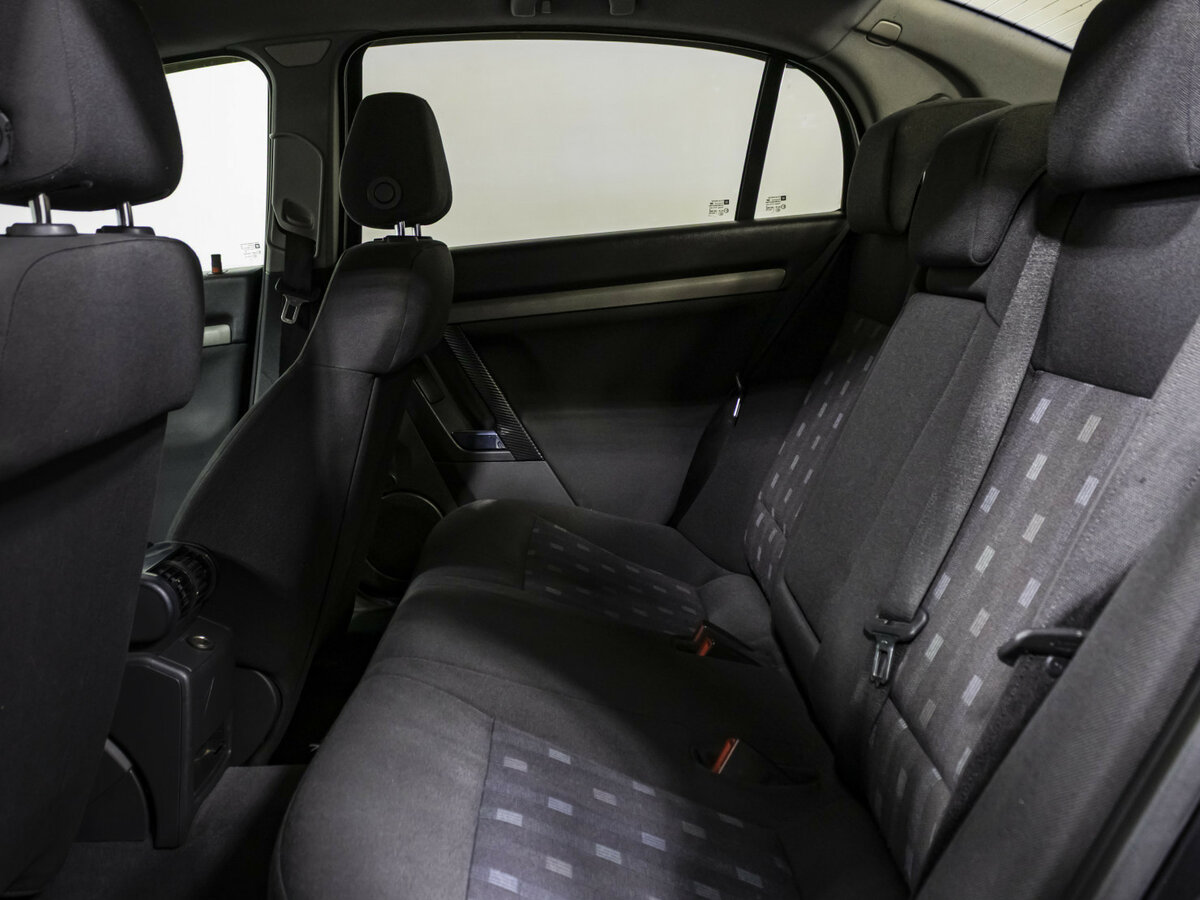 Opel Vectra с пробегом — 2008 год. Фото: #10