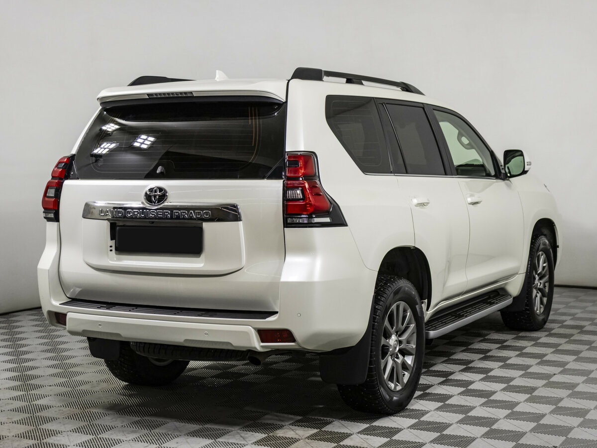 Toyota Land Cruiser Prado с пробегом — 2020 год. Фото: #3