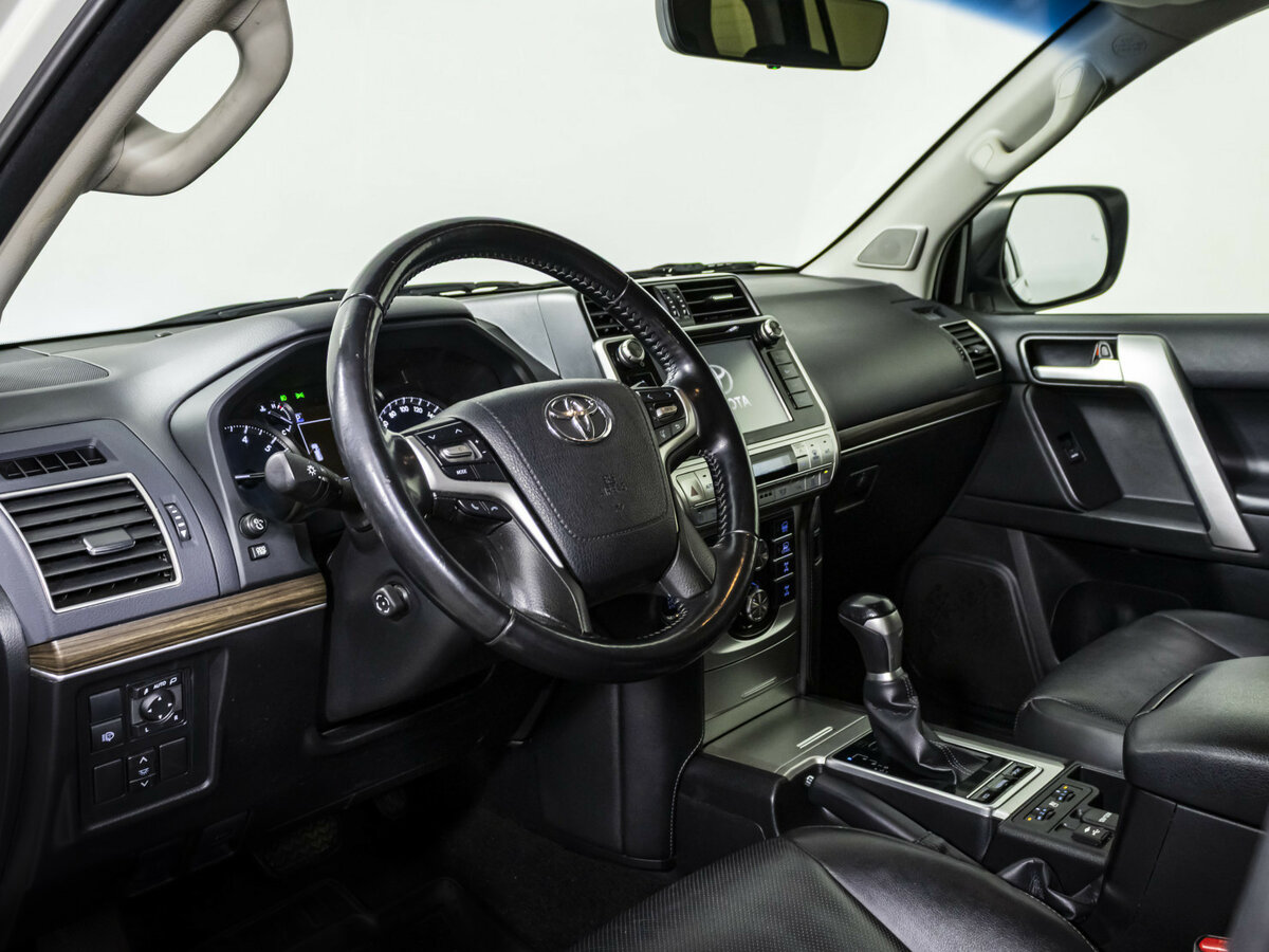 Toyota Land Cruiser Prado с пробегом — 2020 год. Фото: #7