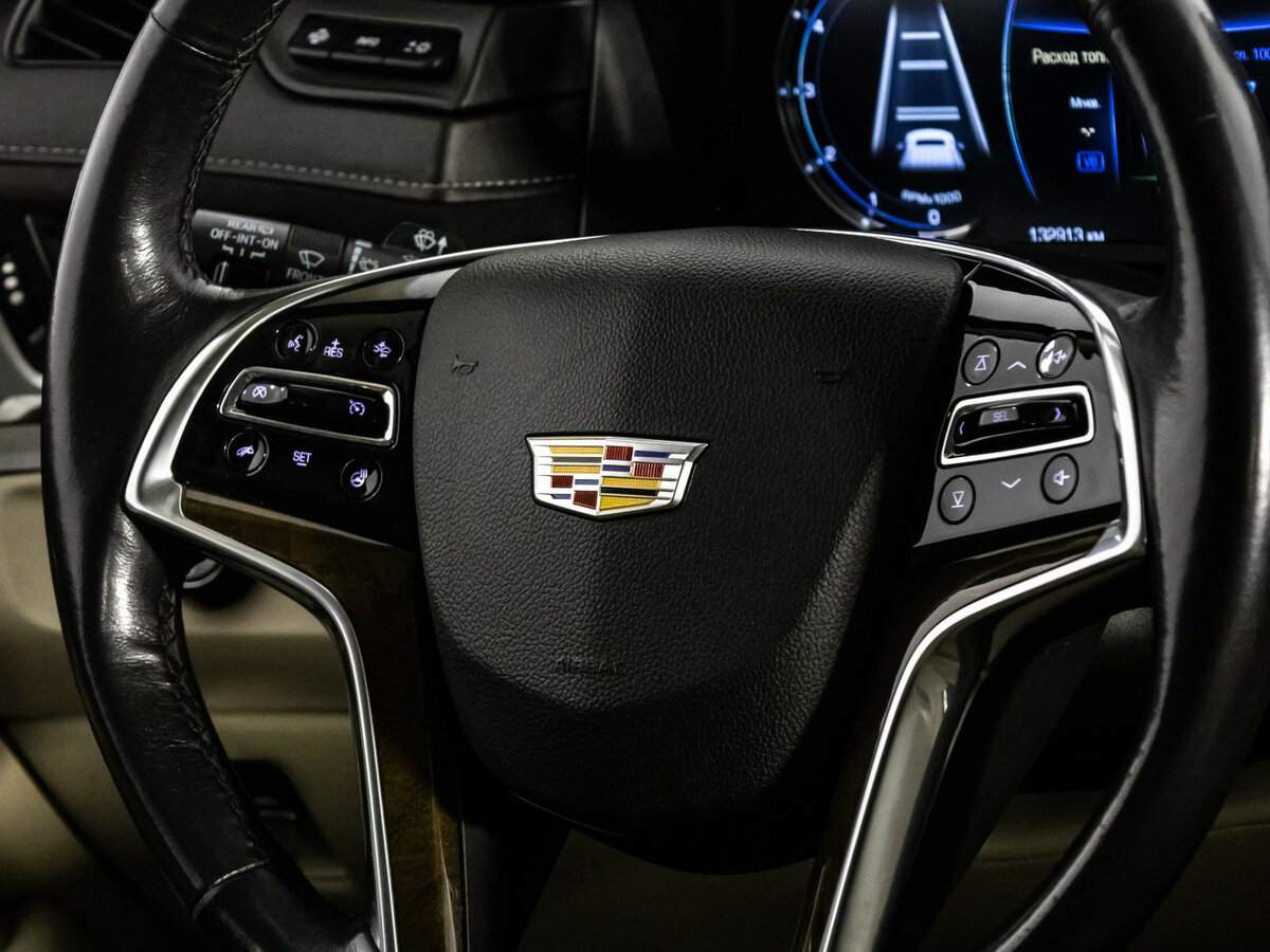 Cadillac Escalade с пробегом — 2020 год. Фото: #10