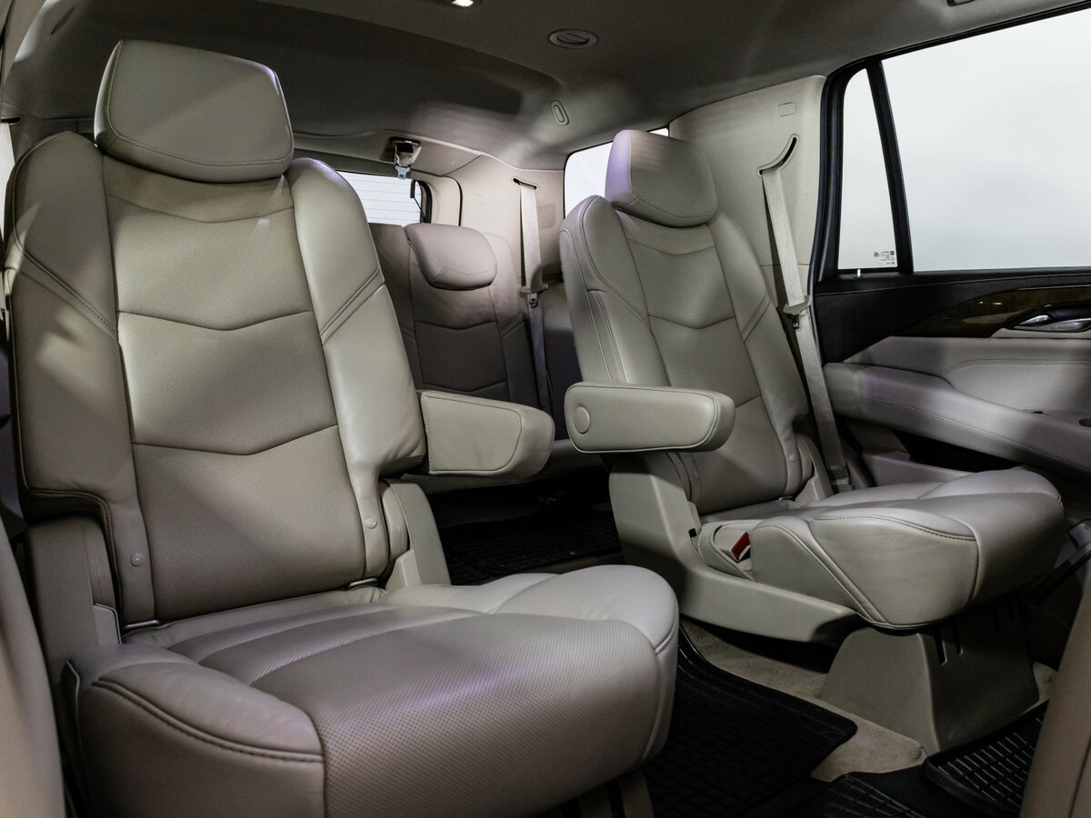 Cadillac Escalade с пробегом — 2020 год. Фото: #27