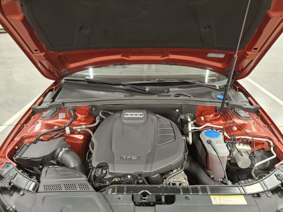 Audi A4 с пробегом — 2015 год. Фото: #8