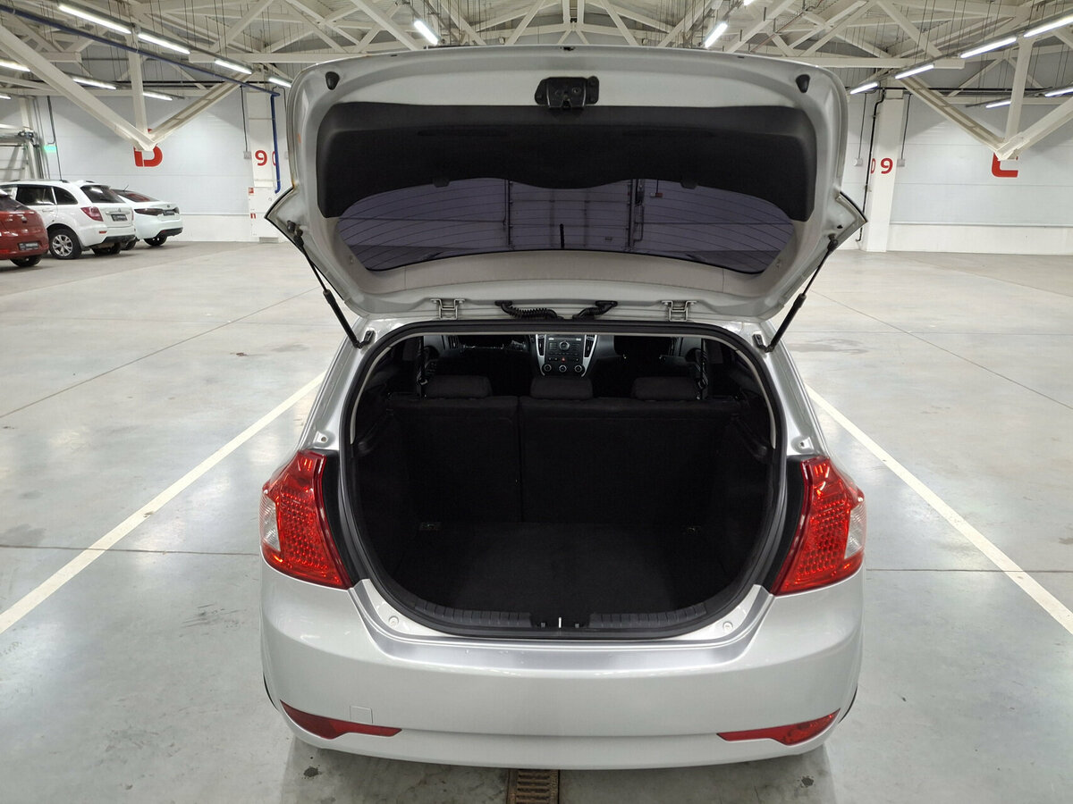 Kia Ceed с пробегом — 2011 год. Фото: #9