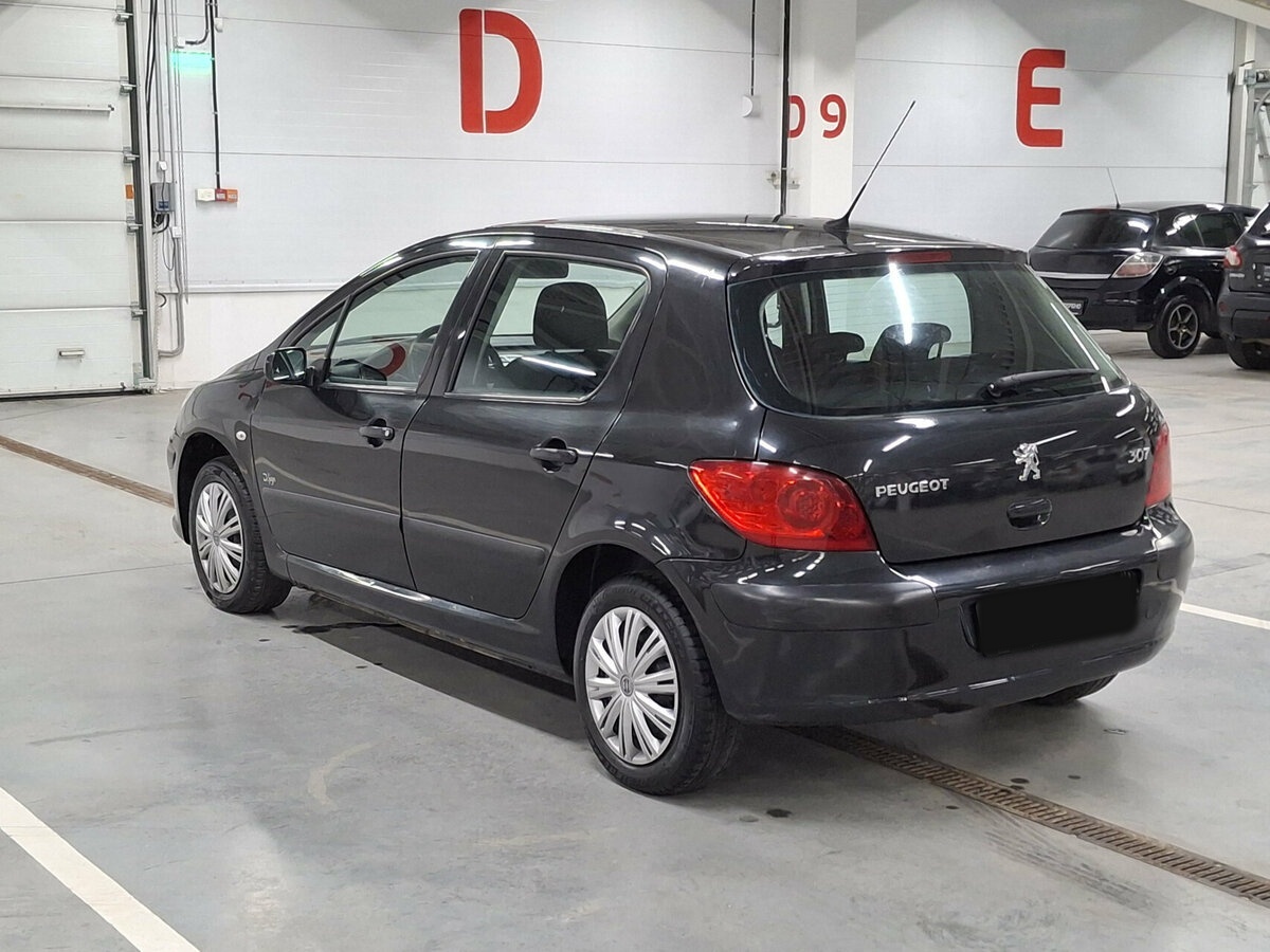 Peugeot 307 с пробегом — 2006 год. Фото: #6