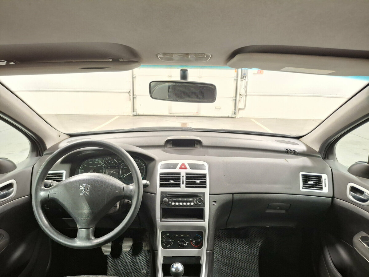 Peugeot 307 с пробегом — 2006 год. Фото: #12