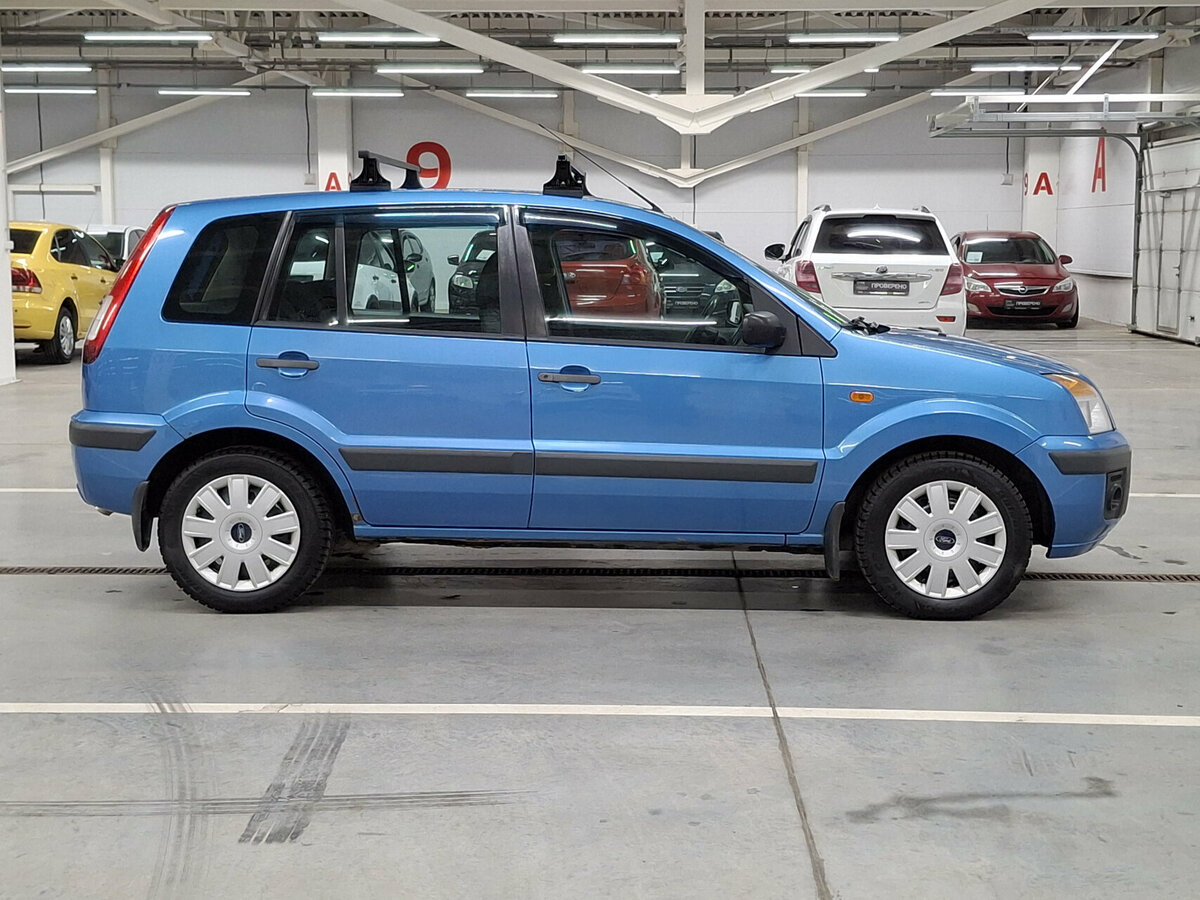 Ford Fusion с пробегом — 2008 год. Фото: #3