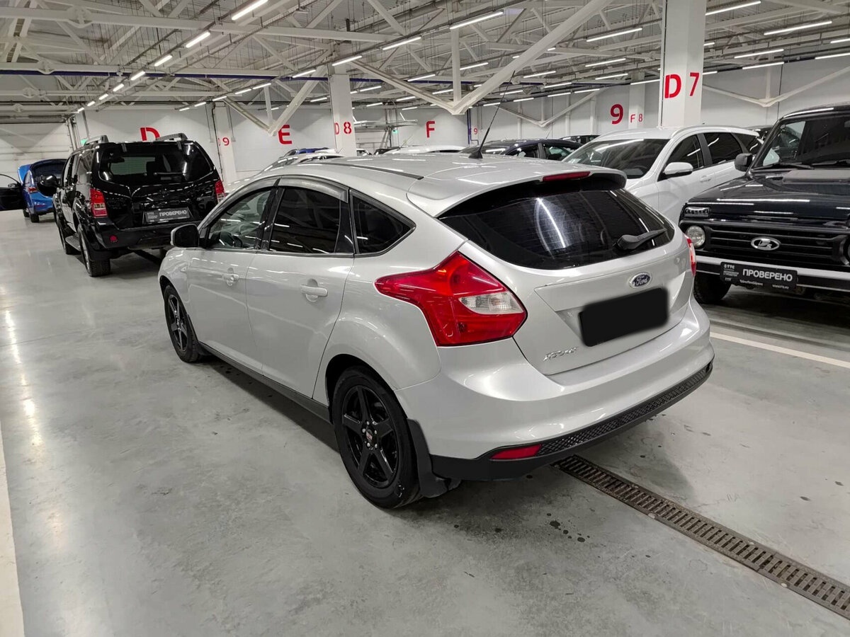 Ford Focus с пробегом — 2011 год. Фото: #6