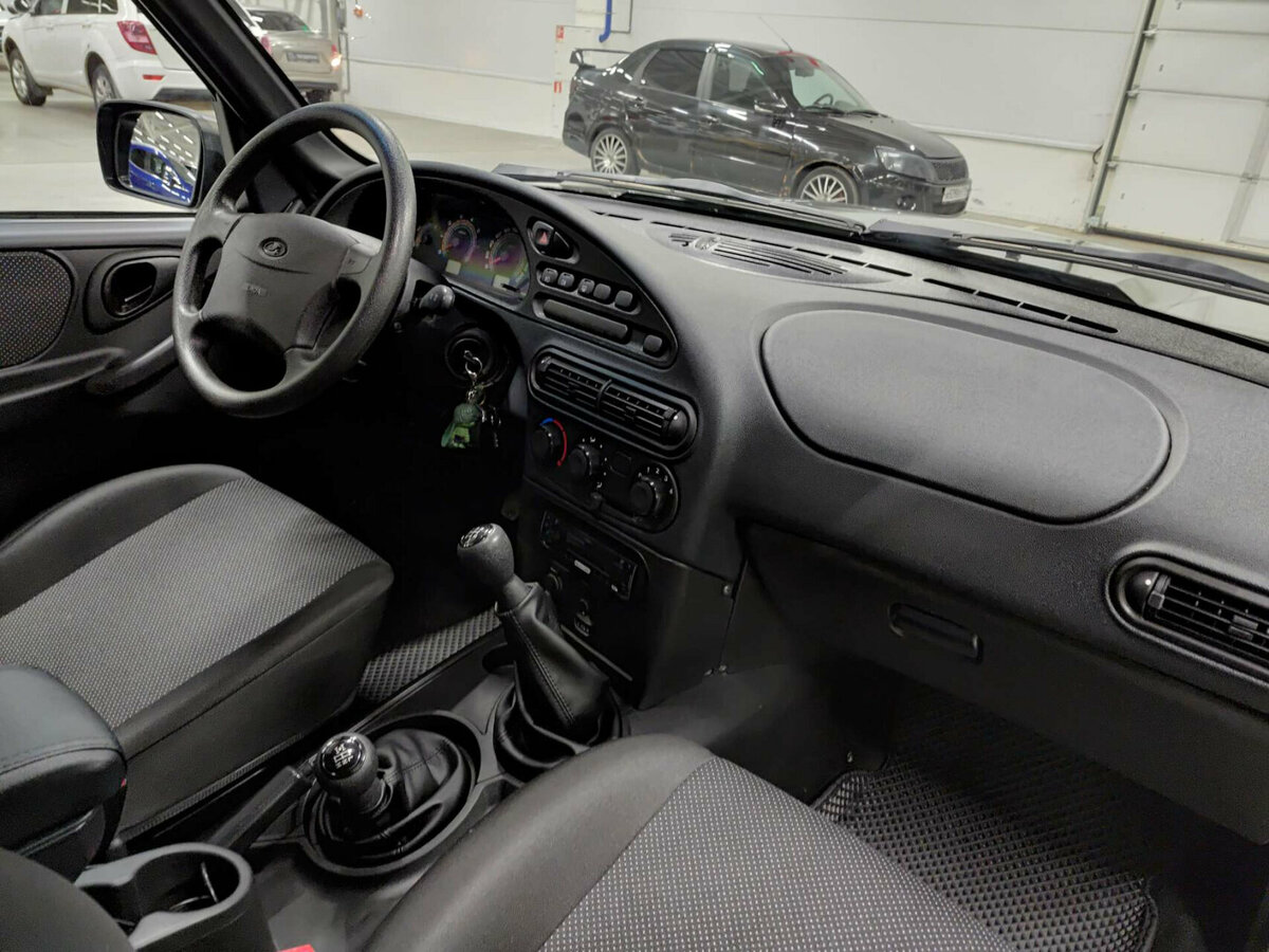 Lada (ВАЗ) Niva Travel с пробегом — 2022 год. Фото: #10