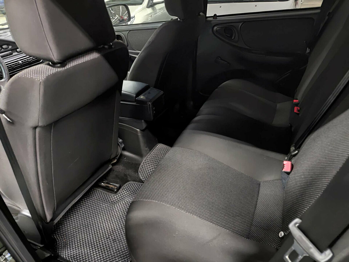 Lada (ВАЗ) Niva Travel с пробегом — 2022 год. Фото: #11