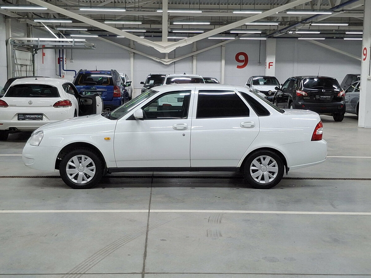 Lada (ВАЗ) Priora с пробегом — 2017 год. Фото: #7