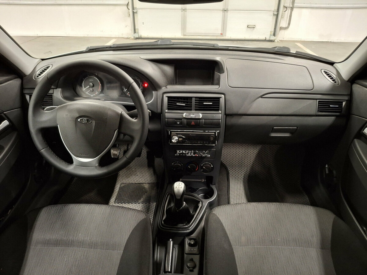 Lada (ВАЗ) Priora с пробегом — 2017 год. Фото: #13