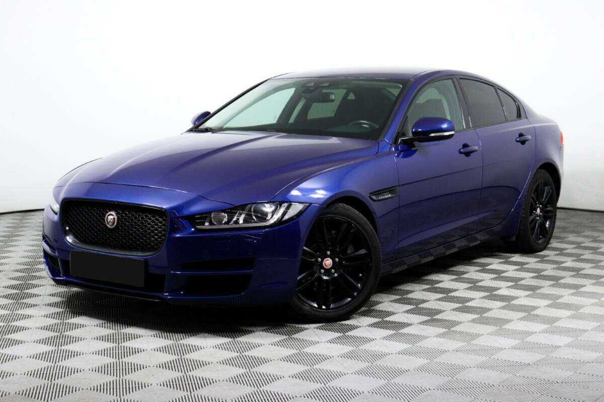 Jaguar XE
