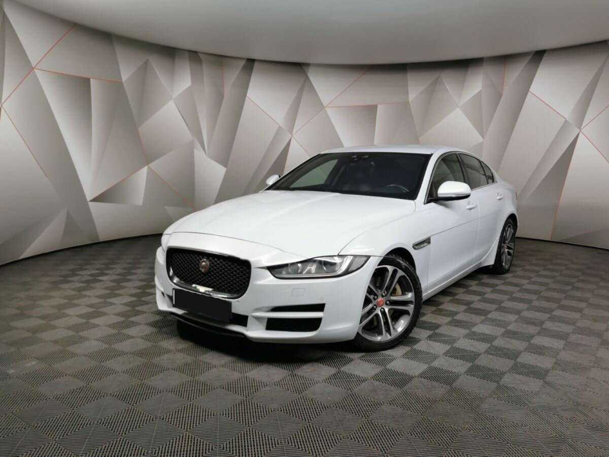 Jaguar XE