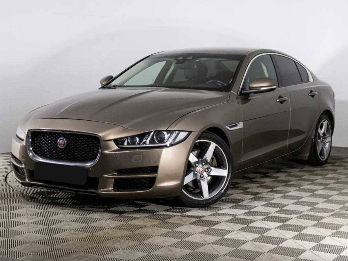 Jaguar XE
