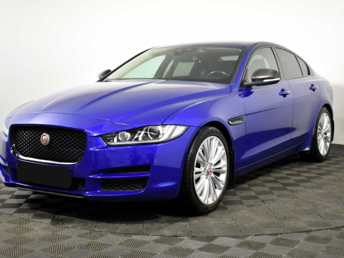 Jaguar XE