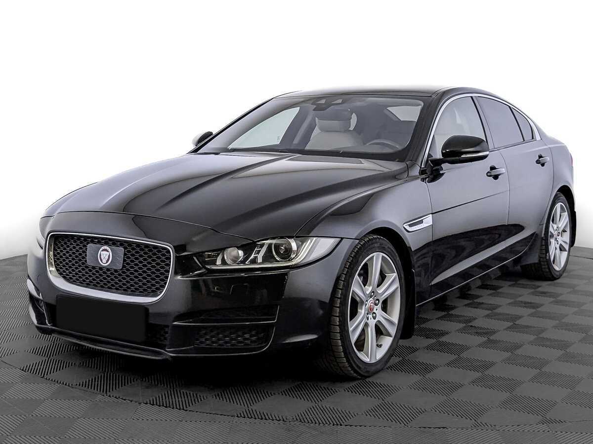 Jaguar XE