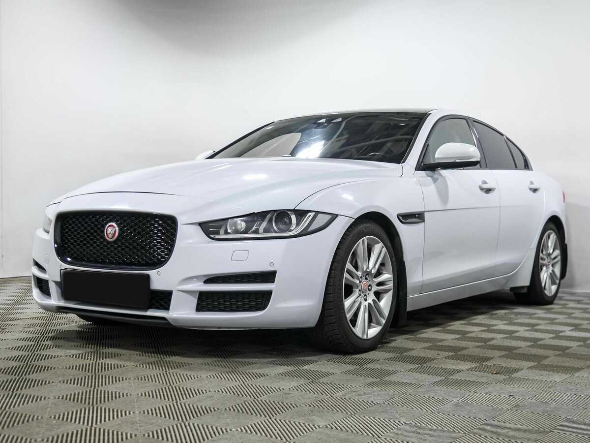 Jaguar XE